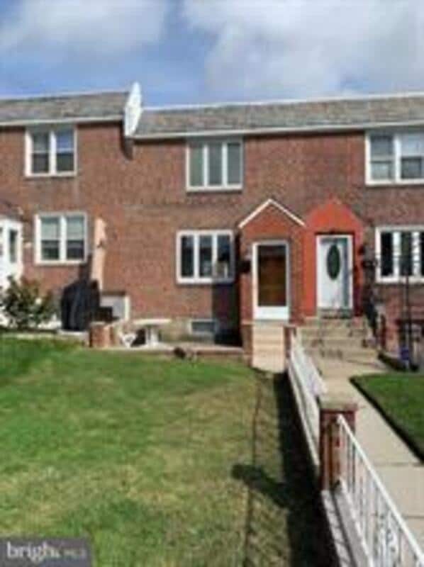 Building Photo - 1345 N 76th St