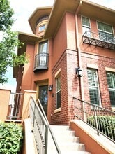 Building Photo - 7830 Inverness Blvd
