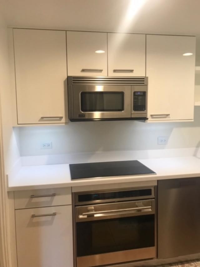 Building Photo - 142  Peruvian Avenue 103