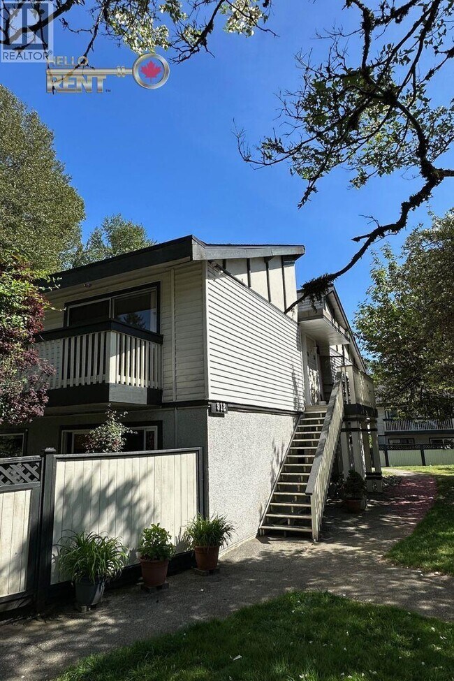 Photo du bâtiment - 912 Premier St