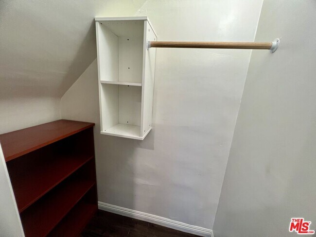 Foto del edificio - 2419 3rd Ave