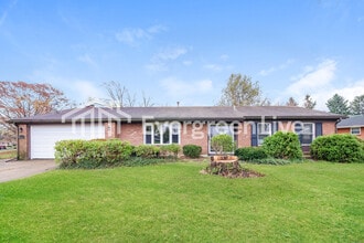 Building Photo - 4571 Sylvan Oak Dr