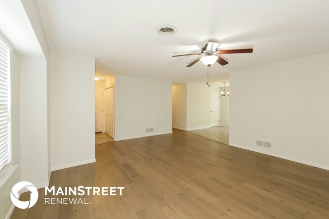 Foto del edificio - 1003 Stonebrook Ln