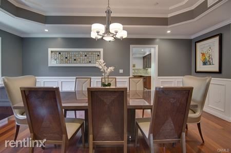 Foto del edificio - 4 br, 5 bath House - 4318 Laurelgrove Ave