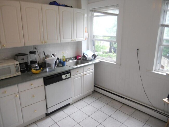Foto del edificio - 2 Ashford Ct