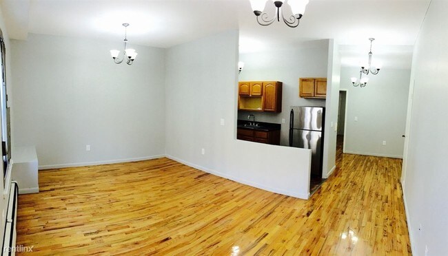 Building Photo - 1604 Bedford Ave