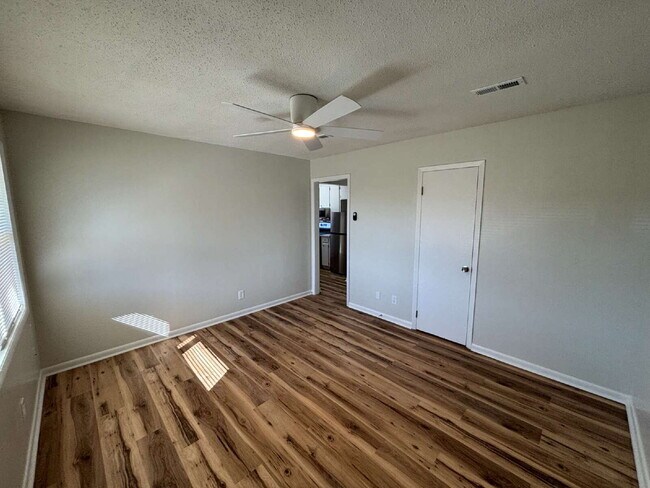 Foto del edificio - Available FOR RENT in Midland City, AL!!