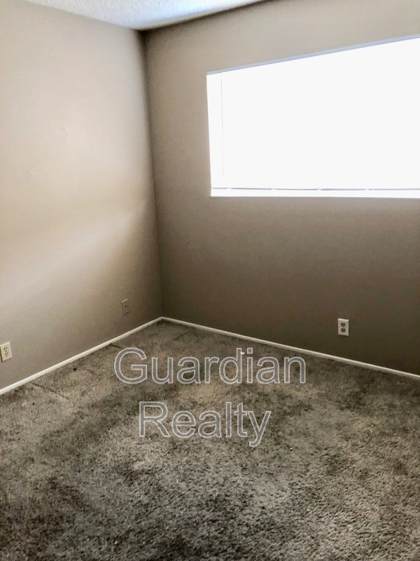 Building Photo - 508 Starfire Pl