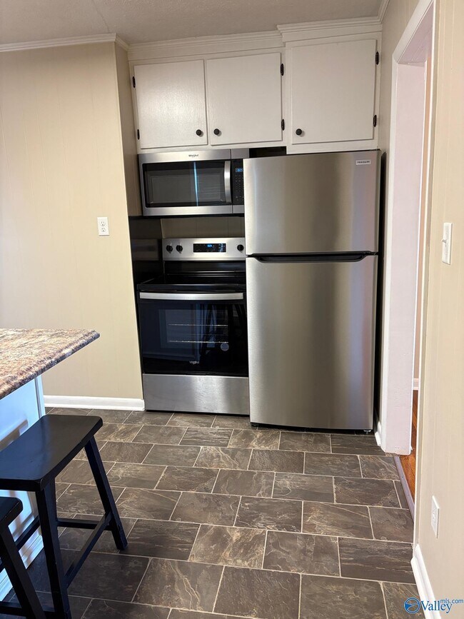 Foto del edificio - 19408 Huntsville Brownsferry Rd