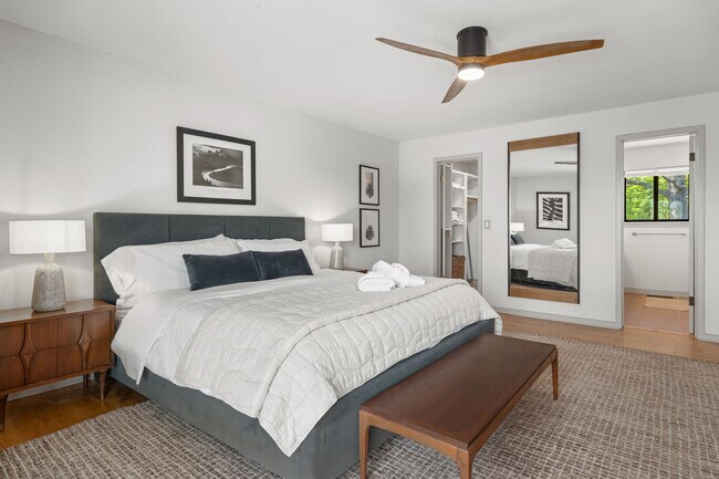 Foto del edificio - 2119 Loren Cir