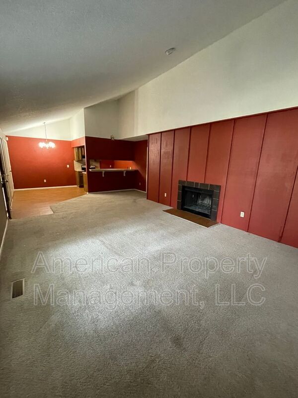 Foto del edificio - 4407 S Gum Ave