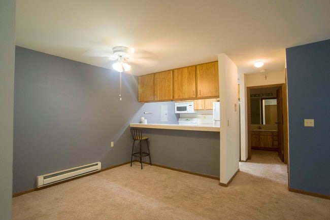 Building Photo - 5321 Brody Dr