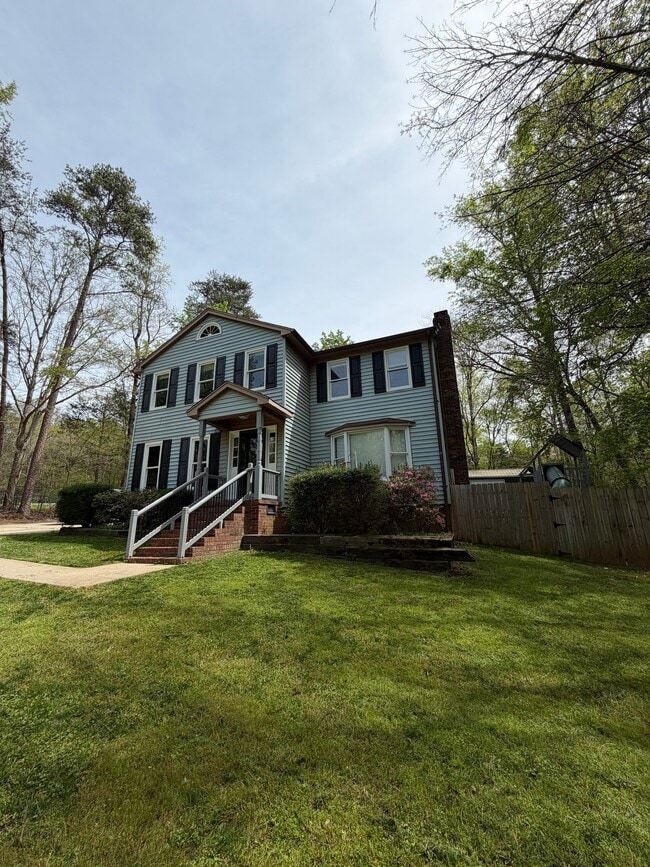 Building Photo - 3246 Woodside Ave