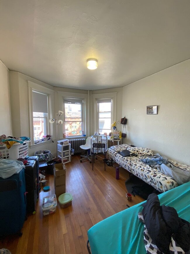 Building Photo - 1167 Boylston St
