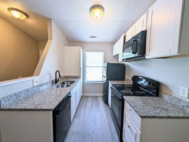 Foto del edificio - 1917 Tischer Rd