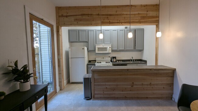 Photo - 812 Frenchmen St House