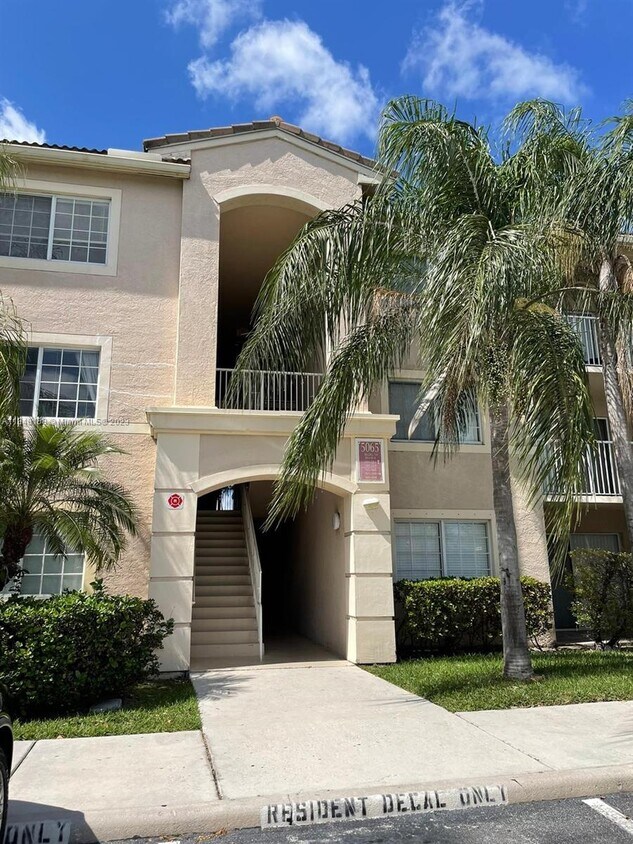 5065 Wiles Rd Unit 101, Coconut Creek, FL 33073 Condo for Rent in Coconut Creek, FL