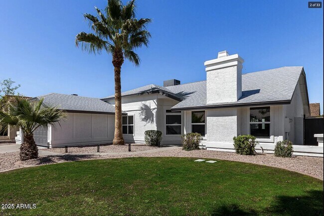 Foto del edificio - 10934 E Becker Ln