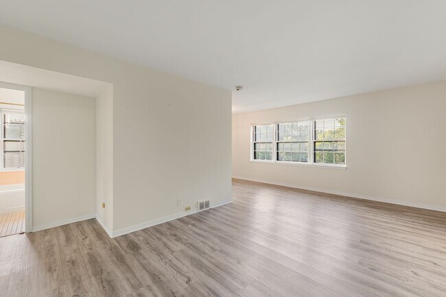 Foto del edificio - 4204 N Olsen Ave