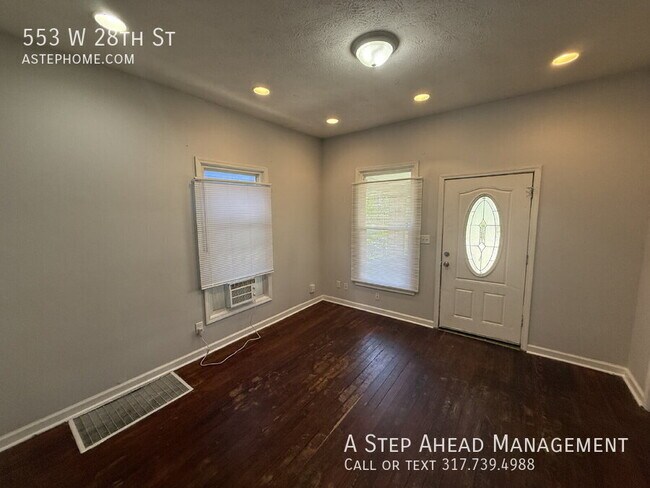 Photo - 553 W 28th St House