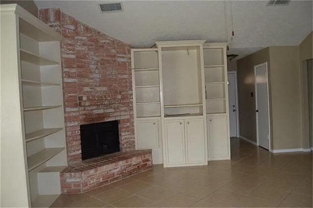 Building Photo - 4202 Pocahontas Dr