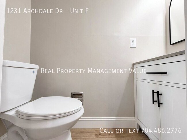 Foto del edificio - 1231 Archdale Dr