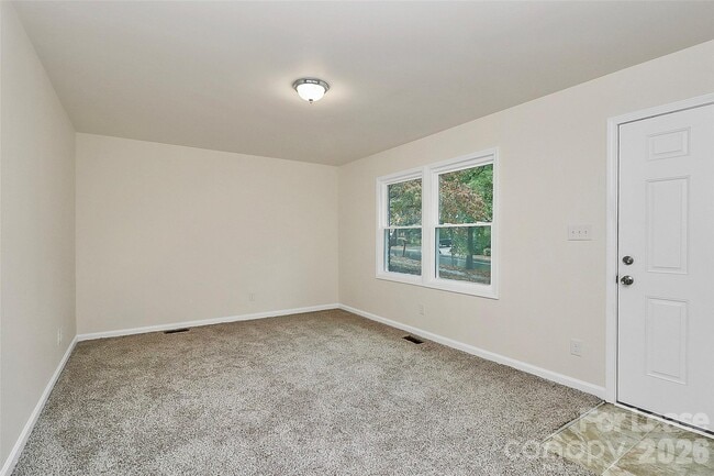 Building Photo - 518 Echodale Dr