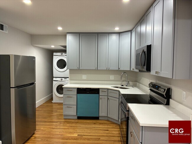 Building Photo - 11 Romsey St