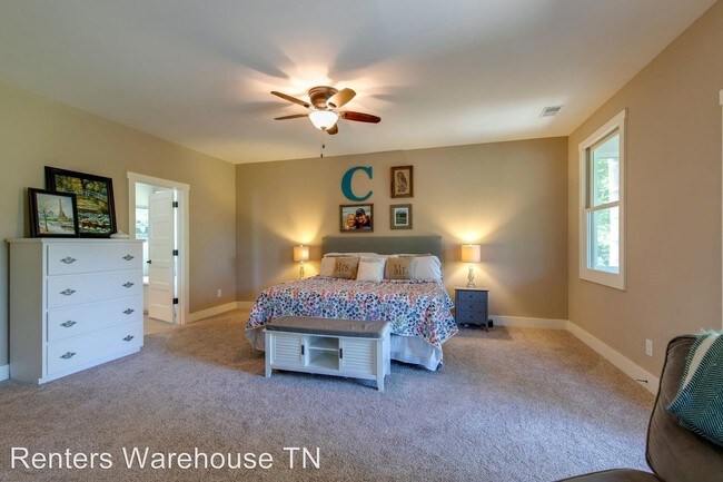 Building Photo - 3 br, 2.5 bath House - 2618 Miami Avenue