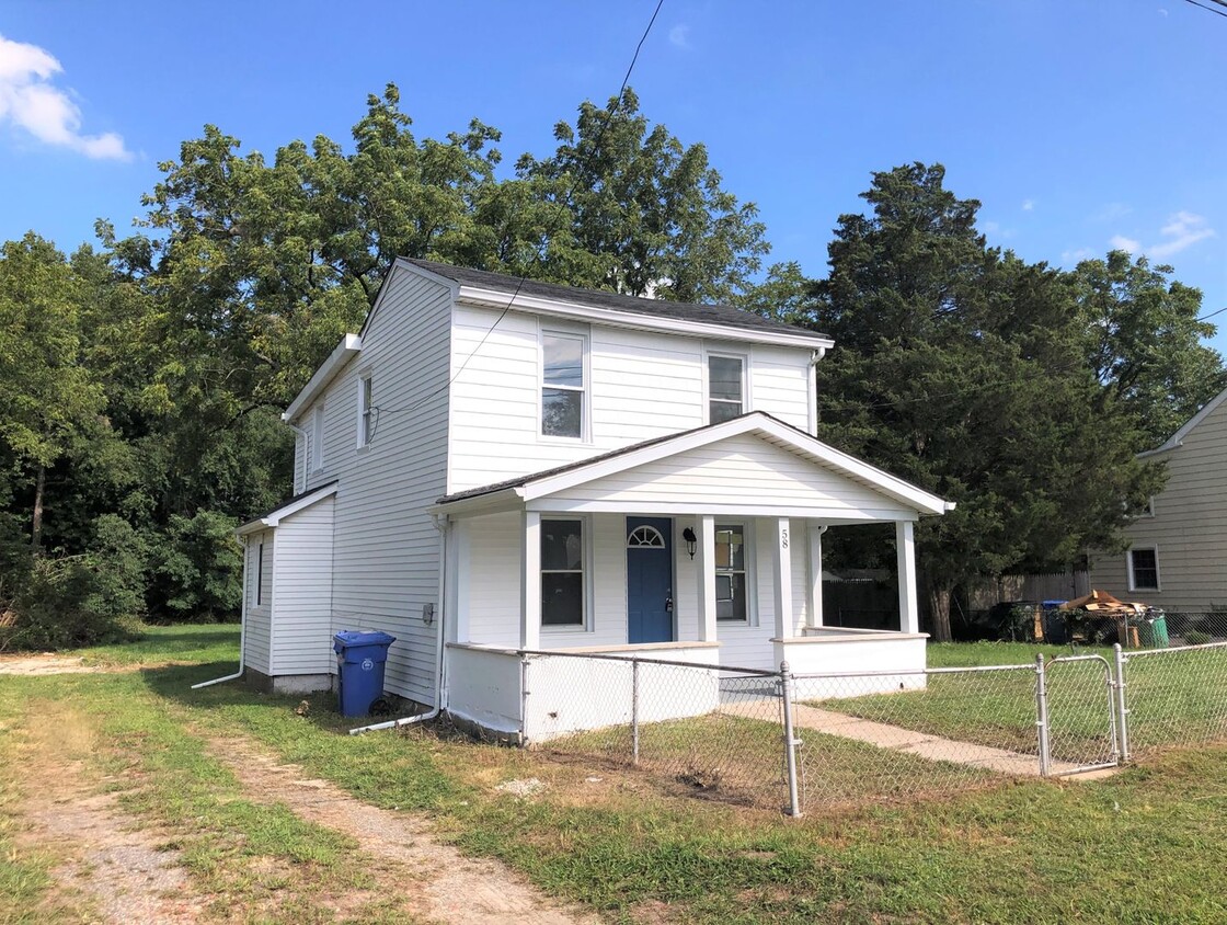 Primary Photo - Glassboro - 3 Bedroom, 1 Bath