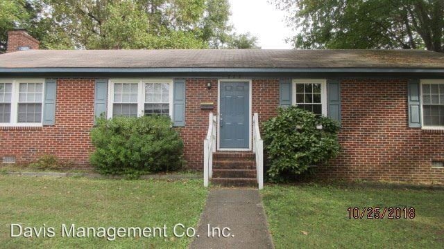 Primary Photo - 3 br, 1.5 bath House - 222 Stag Terrace