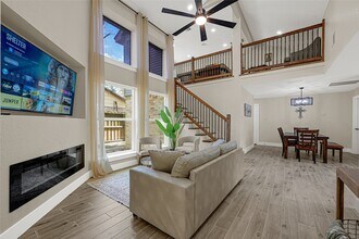 Building Photo - 4802 Hickorygate Dr