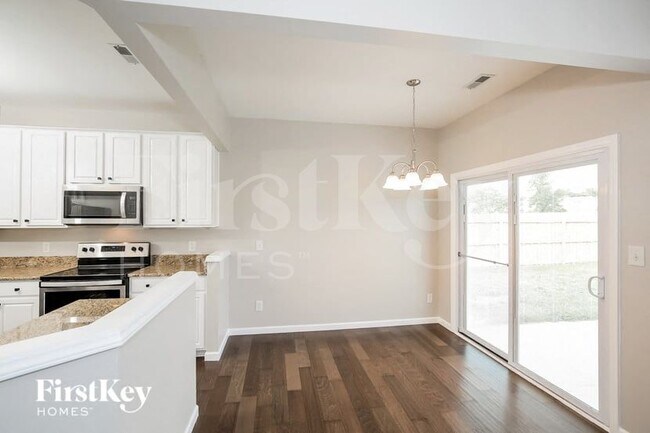 Foto del edificio - 4531 Wayland Ct