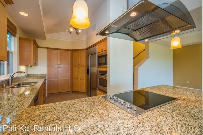 Building Photo - 3 br, 2.5 bath House - 68 Kainehe Place 6-B