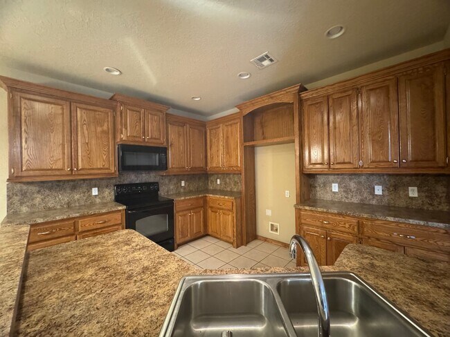 Foto del edificio - Great duplex for rent in Moore!