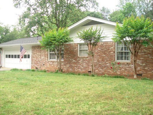 Building Photo - 1757 Mount Vernon Rd