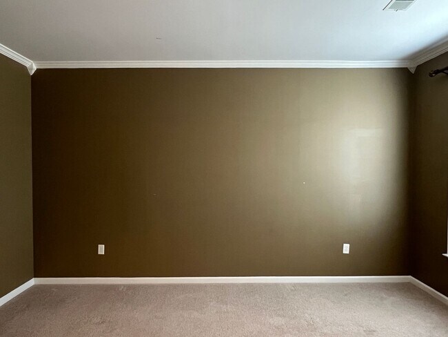 Building Photo - Beautiful 3 bedroom home located in Huntington Grove!!