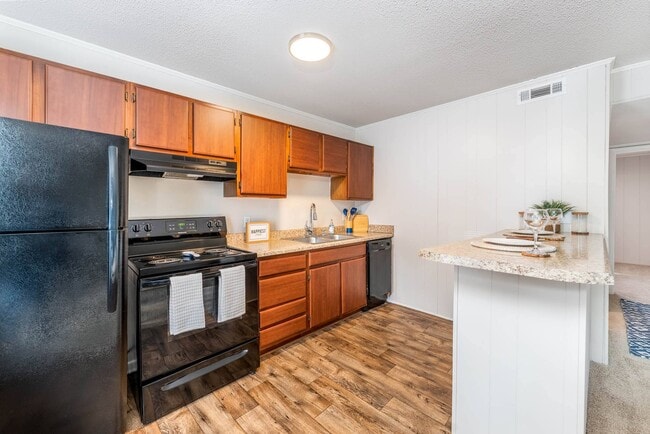 Building Photo - Linville Ridge Apartments