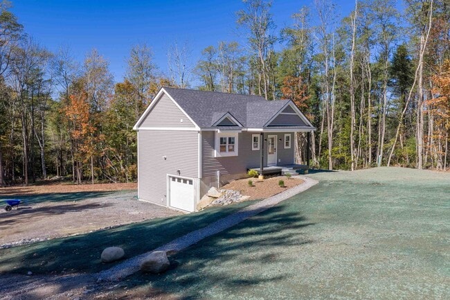 Building Photo - 3112 Parade Rd