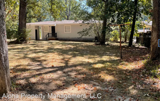 Building Photo - 3 br, 1 bath House - 2831 Woodside Dr