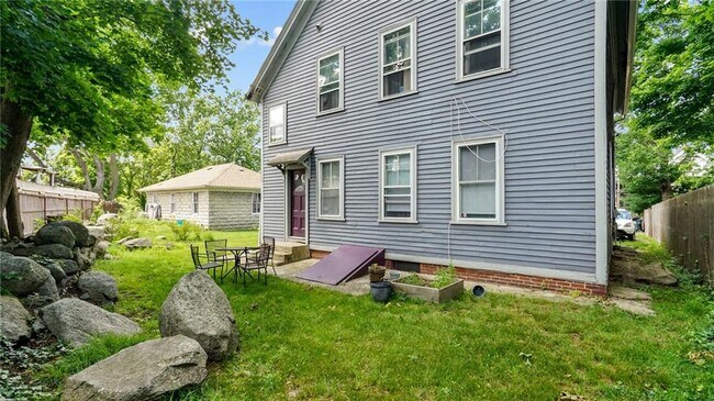 Foto del edificio - 49 Hillside Ave