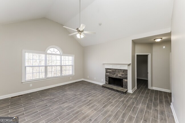 Building Photo - 110 Arborwood Way