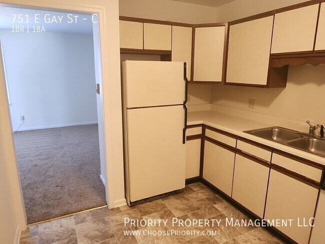 Foto del edificio - 751 E Gay St