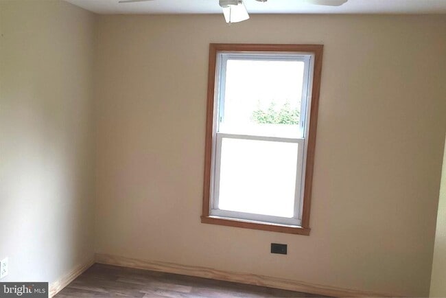 Building Photo - 250 Elk Creek Rd
