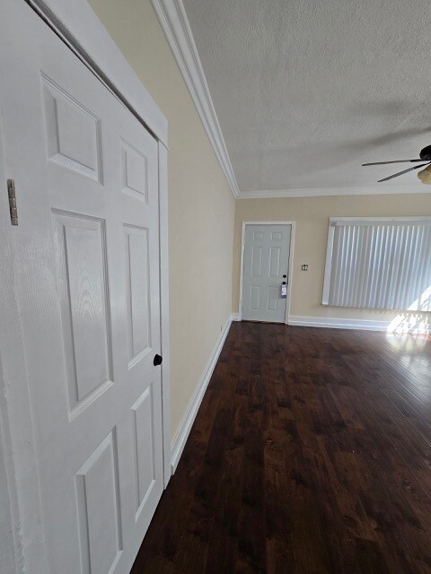 Foto del edificio - 1667 S Westmoreland Blvd