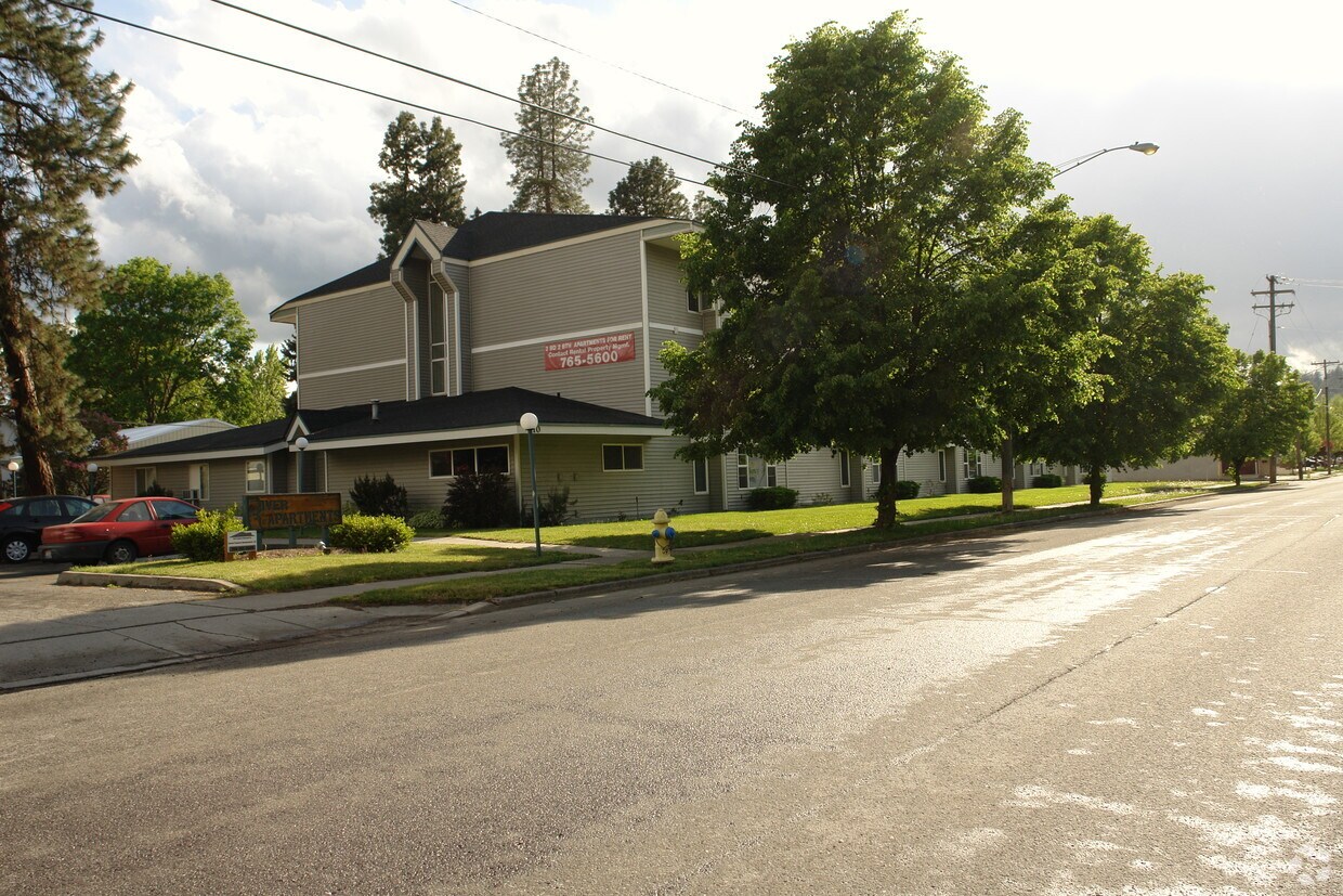 Building Photo - Fort Sherman Apartments