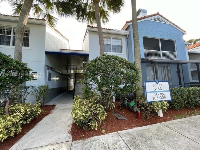 Foto del edificio - 3153 Clint Moore Rd