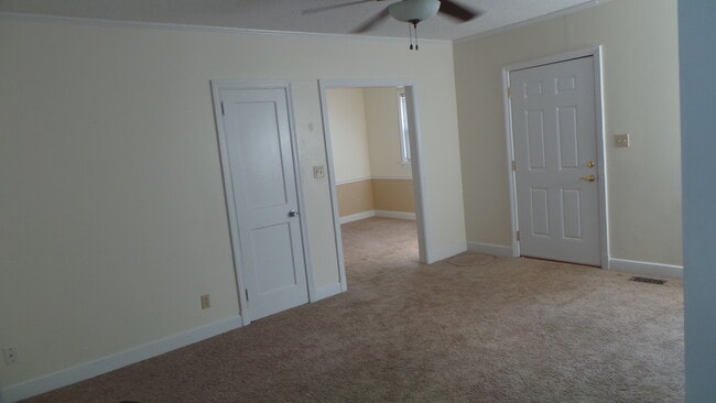 Building Photo - ~~~ A Virtual Dollhouse Home ~~~