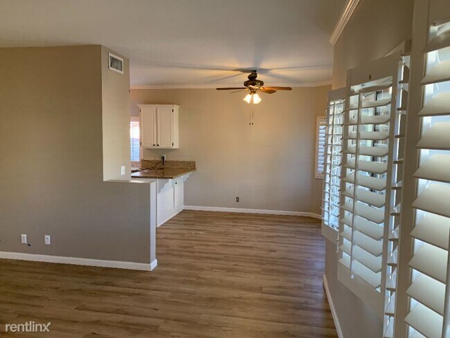 Building Photo - 3 br, 2.5 bath House - 28768 Raintree Ln