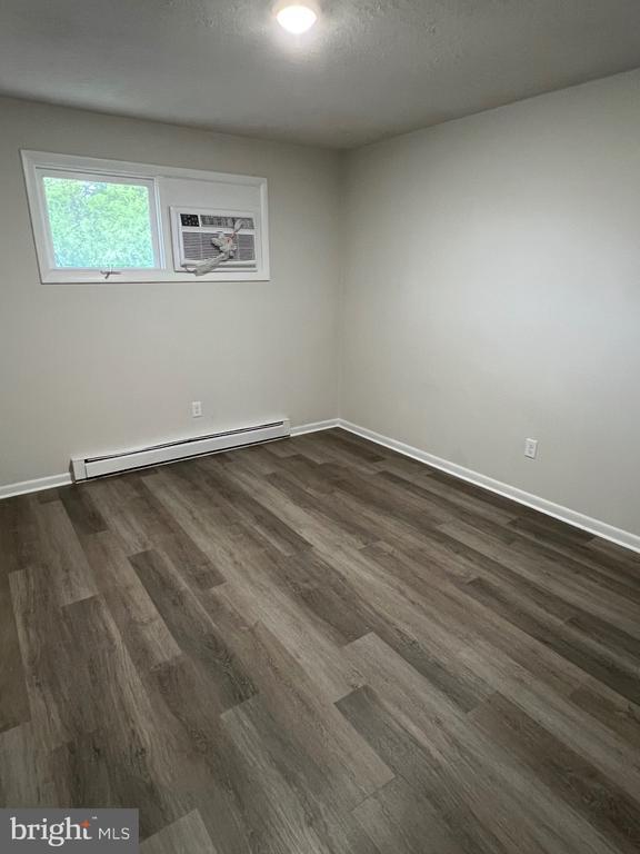 Building Photo - 50 Briarwood Ln